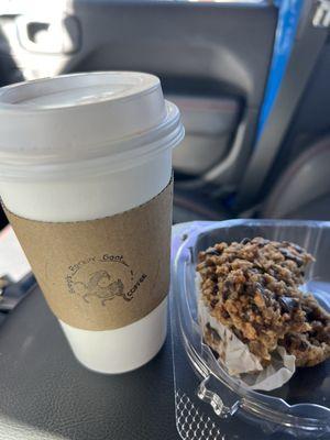 Oatmeal banana, chocolate muffin, and a coffee latte just plain no extra flavors in the coffee