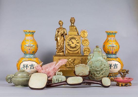 Wealthier Art & Auctioneer