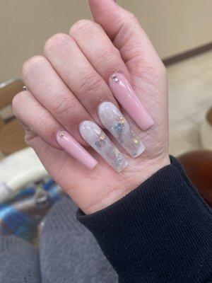 K & M Nails & Lashes