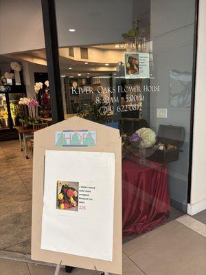 The Hub: Greenway Plaza Food Court