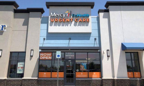 Mercy-GoHealth Urgent Care Moore, OK Location Entrance
