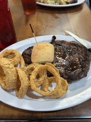 Crosswoods Restaurant