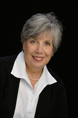 Sari Mandresh - FC Tucker Company