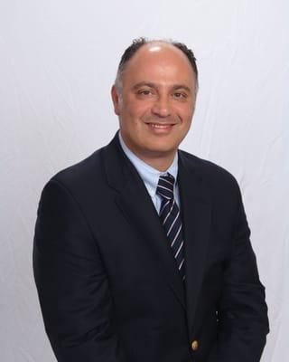 Prior UCSD Chief of Sports Medicine. Specialties include, hip, shoulder, elbow, wrist, knee and ankle.