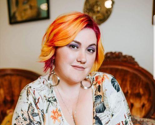 HI, I'm Julie. I am the owner and Esthetician.