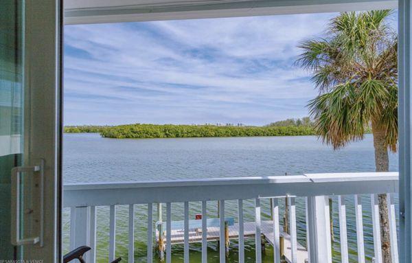 Coastal Breeze Siesta