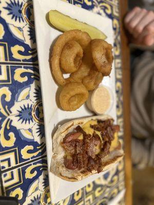 Dunderbak's Market Cafe