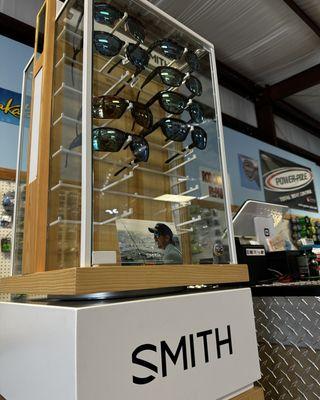 Marine and Tackle Warehouse