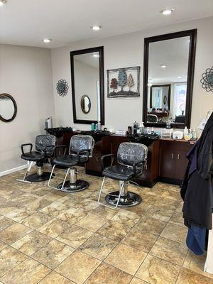 Chestnut Corner Salon