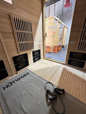 HOTWORX - Corona, CA - The Shops at Dos Lagos