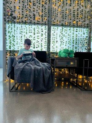 477 International Management