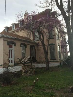 The outside of the old Italian home