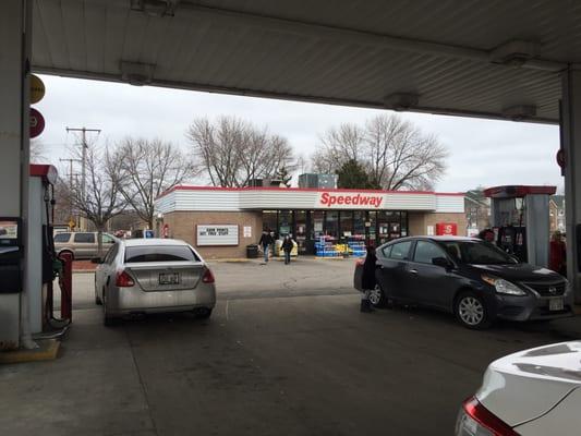 Here it is, Speedway in full glory!