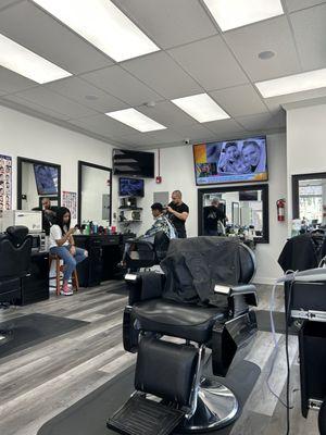 Cache Latino Barber Shop