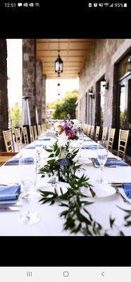 Table floral adornments