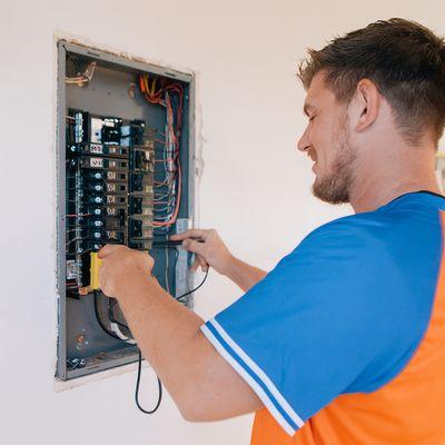 Electrical Technician