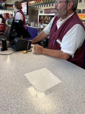 Rude employee with terrible customer service