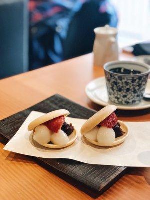 SHIRATAMA MONAKA! Too cute to eat!
