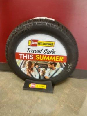 Les Schwab Tire Center