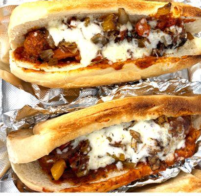 Dinas Italian Kitchen Food Truck