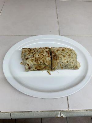 Big burrito, carne de tu preferencia con frijoles, arroz, lechuga, queso