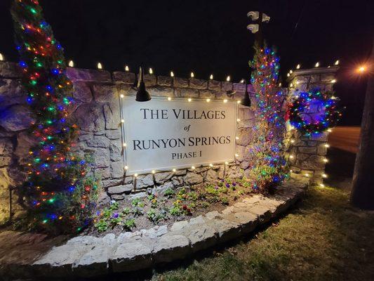 Frosty's Holiday Lighting