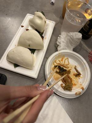 3 Monkeys Street Bar & Kitchen