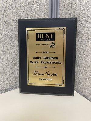 Dawn White - Hunt Real Estate