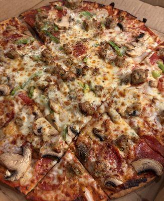 The People's Pizza - Deluxe