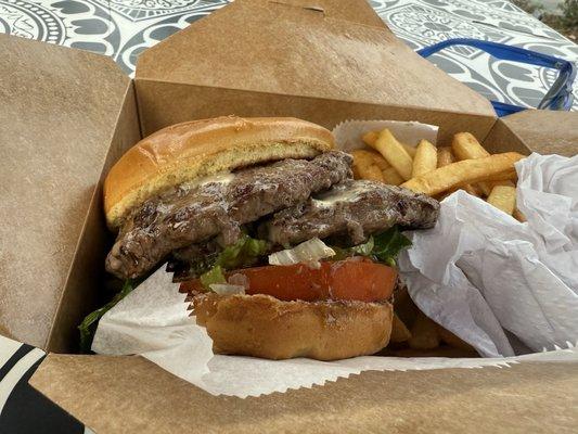 Ally’s Ice Cream & Grill Cafe