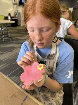 Clay project Art Track Out Camp