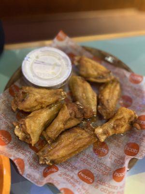 Hooters