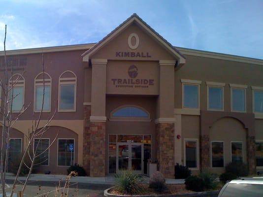 Trailside Plaza: Just west of the post office