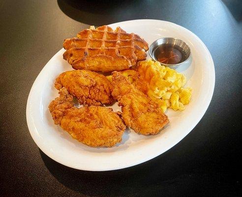 Chicken & Waffles, Macaroni
