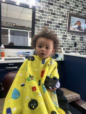 College Green Haircutters