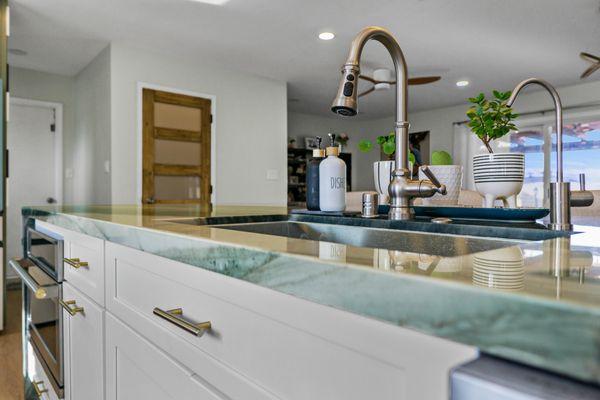 Pro Builders and Design