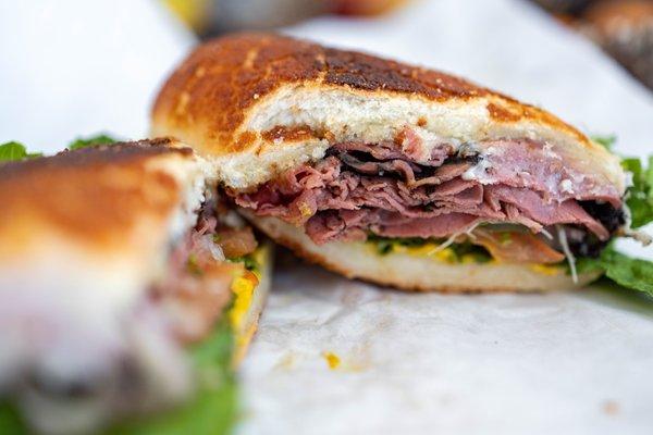 George's Zoo Liquor Deli