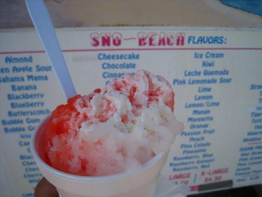 Strawberry Wedding Cake with Cream.. yum