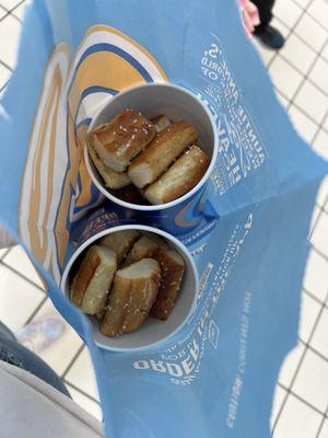 Auntie Anne's Pretzels