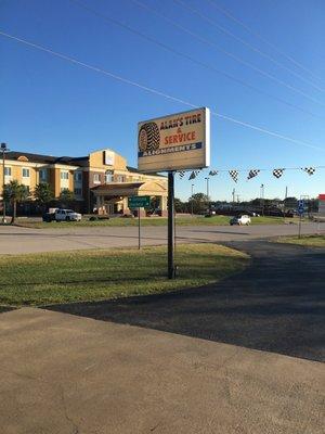 Alan's Tire & Service