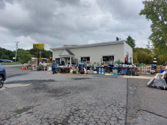 NY Barns & Basements