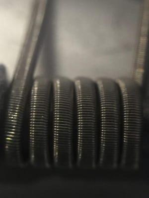 Joe made this paralled 26g claptoned with 40g. wicks juice as good as the cotton I stuff it with. that kind of seepage = flavor