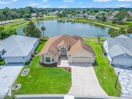 NOW FOR SALE!
Wonderful Water view home in The Villages Florida!
Call Liz Saunders at 352-561-6053