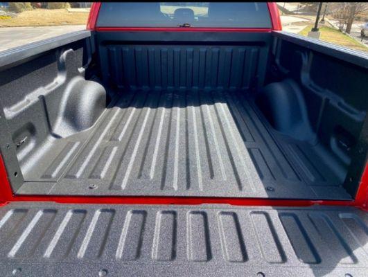 Bees Paintless Dent Repair & Bedliners