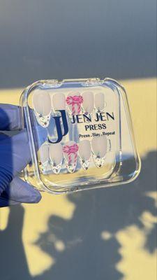 Luxury Custom Reusable Press-on Nails