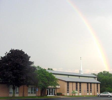 Holy Cross Lutheran Church