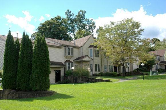 Eagle Rock Apartments at Mohegan Lake