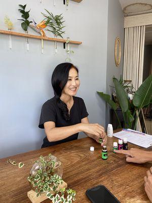 Aromatherapy counseling before treatment