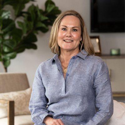 Moving from the city to the CT burbs? Been there, done that ! I'm your Urban2Suburban expert. Let's find your new home town together.