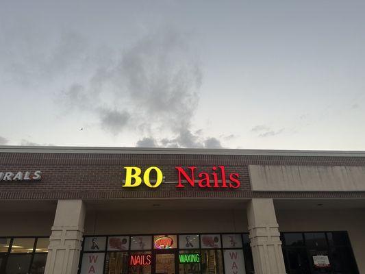 Nails salon